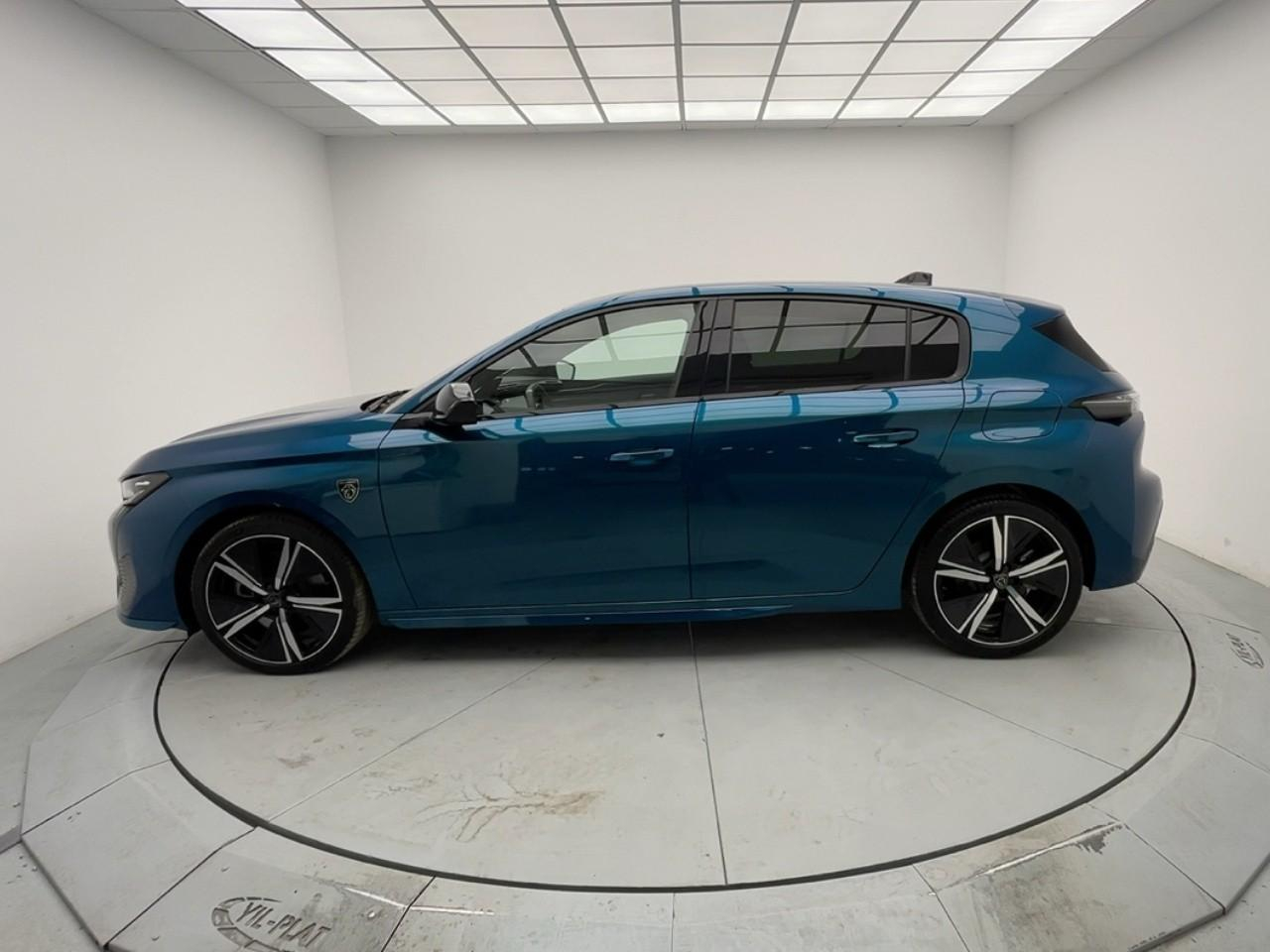 Peugeot 308 phev 180 e-eat8 gt — photo 2