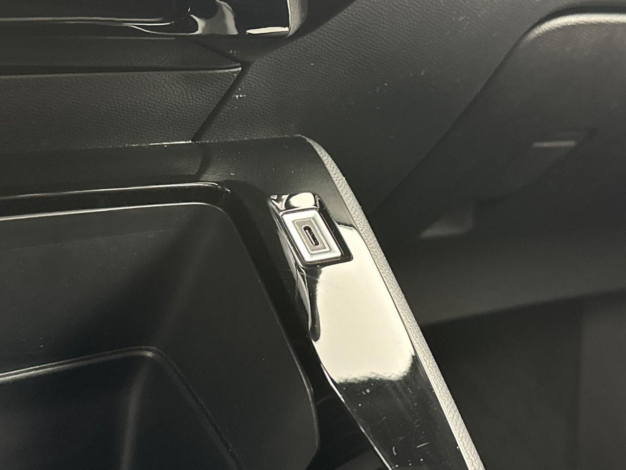 Peugeot 2008 100 s&s bvm6 style — photo 27