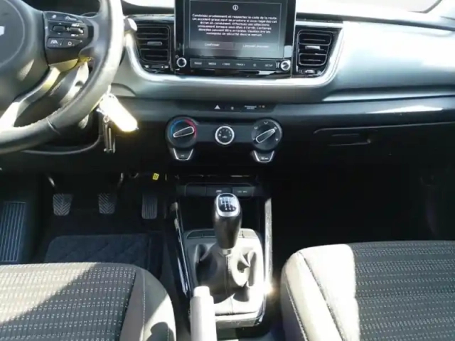 Kia Stonic 1.0 t-gdi 100ch active — photo 11
