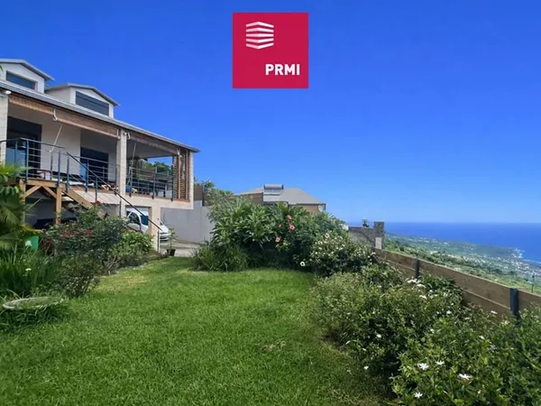 Maison avec vue exceptionnelle à Saint-Leu Bras Mouton