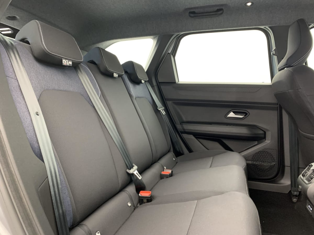Dacia Bigster — photo 10
