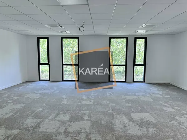 Local professionnel 48 m²