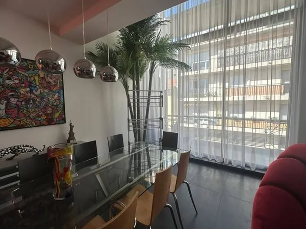 Antibes - Loft d'architecte de 210 m², trois terrasses et vue mer à 180°
