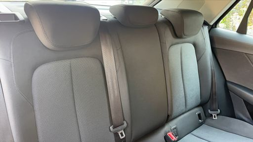 Audi Q2 35 TFSI 150 S-Tronic7 - Design – 2022 – 78500 km – Essence – Boîte Automatique — photo 33