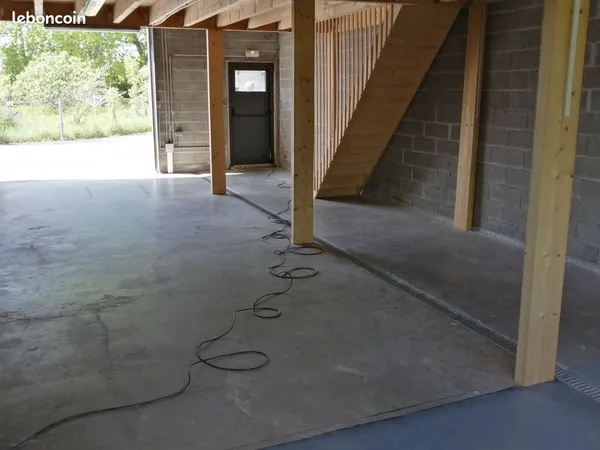 Loue local pour artisan 70m2
