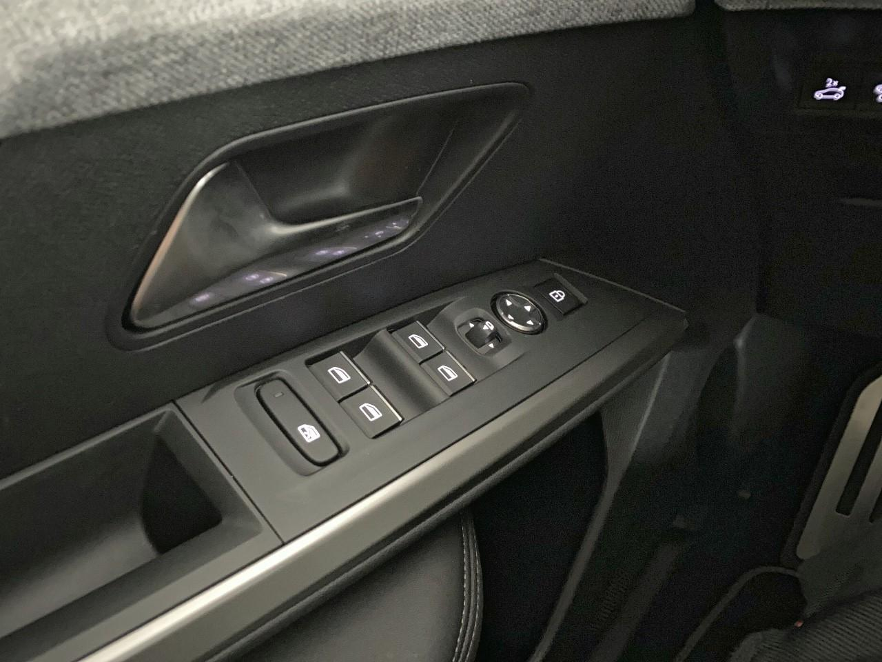 Peugeot 5008 hybrid 145 ch e-dcs6 gt — photo 20