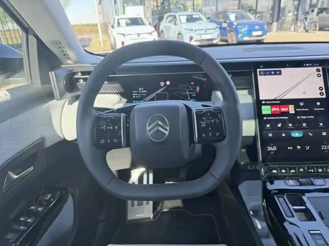 Citroën C5 Aircross hybride rechargeable 195 e-eat7 — photo 9