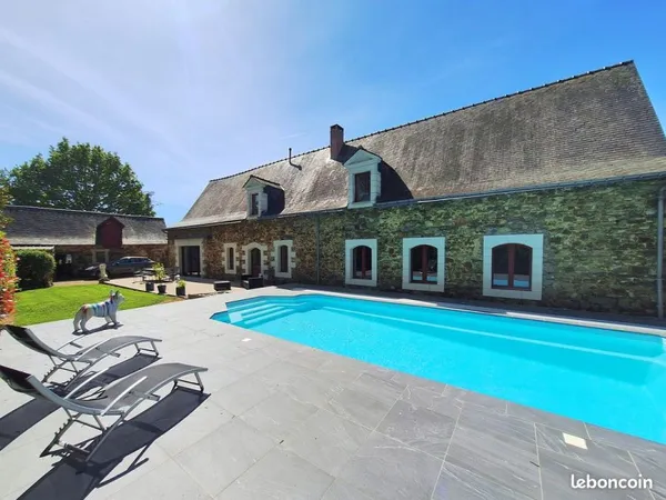Propriété 9 pièces 294 m²