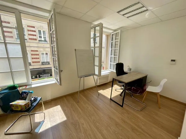 Bureaux 72 m²