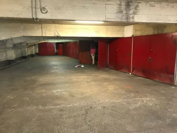 Parking 15 m²
