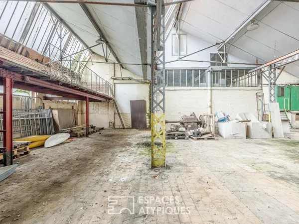 Ancienne propriété industrielle à réinventer au coeur de la nature
