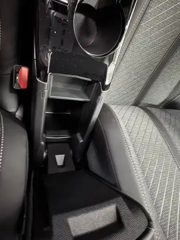 Peugeot 208 100 s&amp;s bvm6 — photo 12