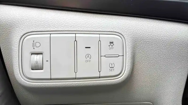 Hyundai I20 1.0 t-gdi 100 dct-7 hybrid 48v — photo 26