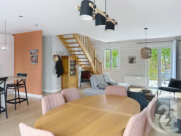 Maison 6 pièces 135 m²