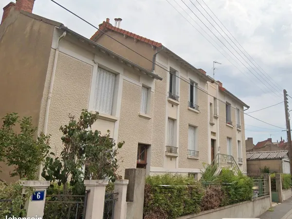 Ensemble immobilier - 5 appartements - 2 028 m² de terrain - fort potentiel foncier