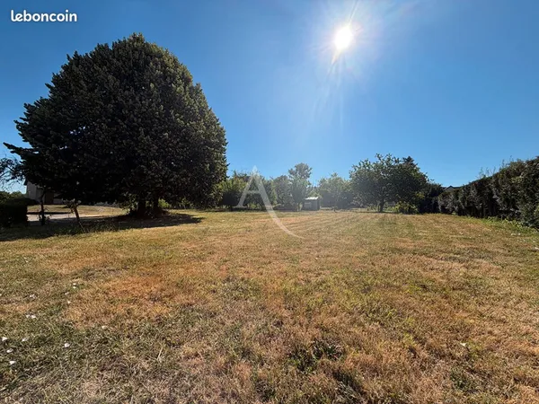 Terrain 1215 m² LUX