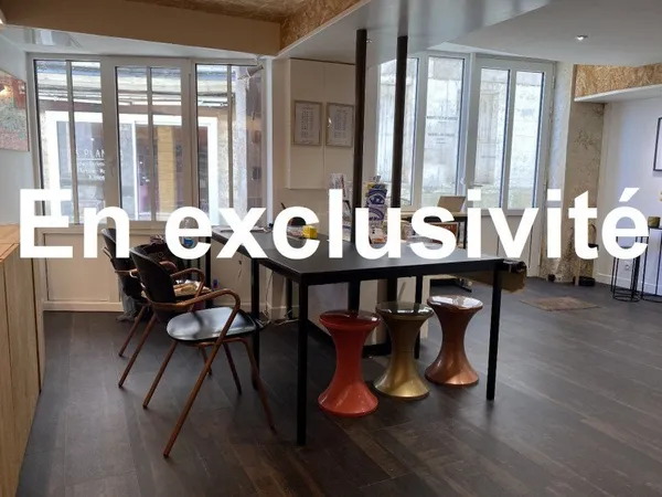 Local commercial 1 pièce 63 m²