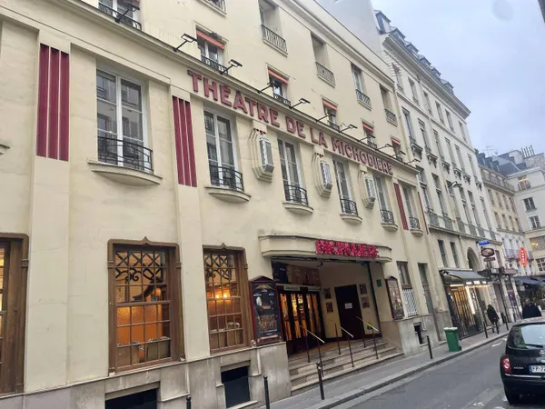 Bureau 144 m²