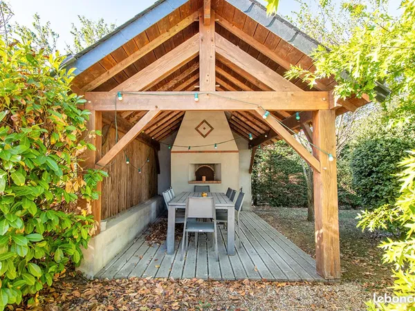 Propriété 6 pièces 182 m²