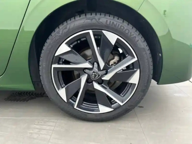 Peugeot 308 puretech 130ch s&amp;s bvm6 — photo 9