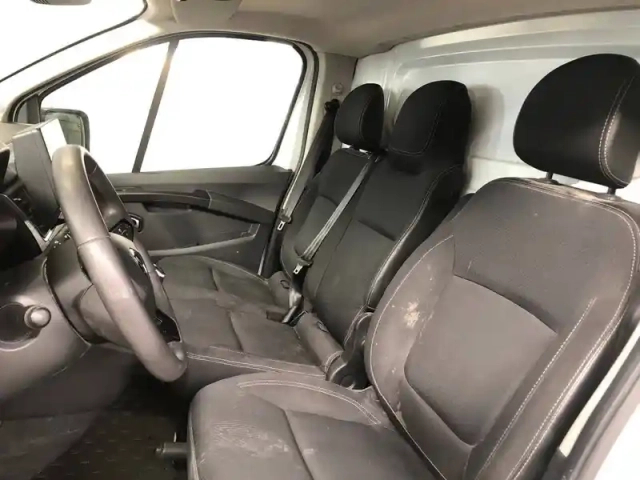 Renault Trafic fgn l2h1 3000 kg blue dci 130 — photo 11