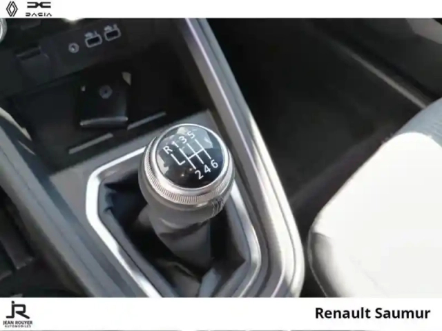 Renault Clio 1.0 tce 90ch techno - 25 — photo 6