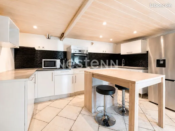 Pavillon 5 pièces 151 m²