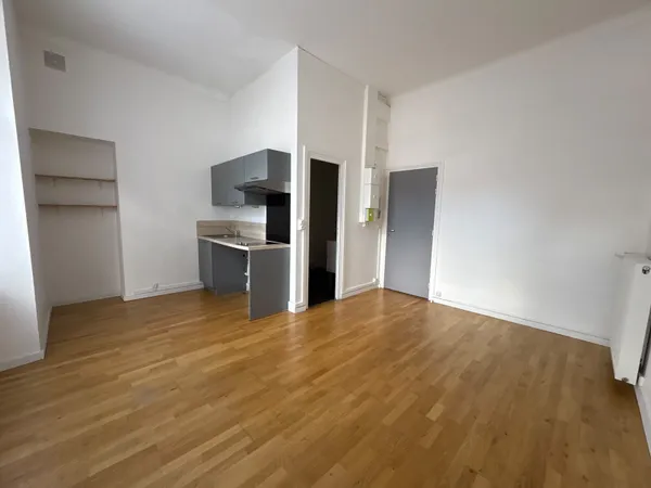 STUDIO _ 21.03m2 _ QUARTIER MELLINET / BVD SAINT AIGNAN