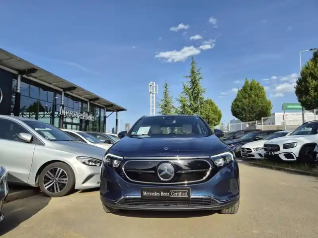 Mercedes Eqa 250 — photo 2