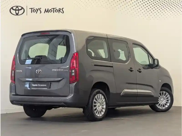 Toyota Proace 1.5 long 130 d-4d dynamic 7 places — photo 4