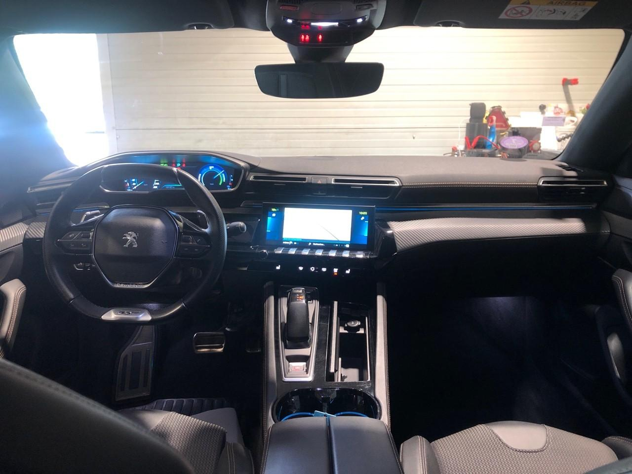 Peugeot 508 hybrid 225 e-eat8 gt — photo 8