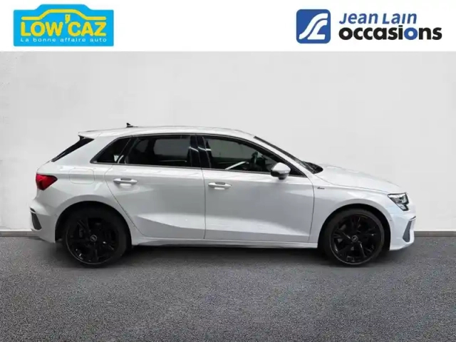 Audi A3 sportback 40 tfsie 204 s tronic 6 — photo 4