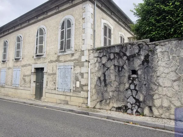 Propriété 10 pièces 266 m²