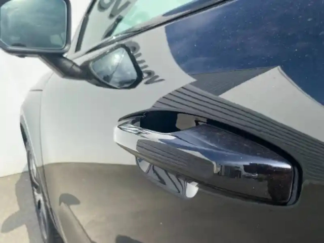 Volvo Xc40 p8 awd 408ch r-design edt — photo 15