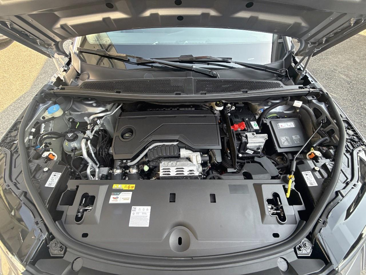 Peugeot 5008 hybrid 145 ch e-dcs6 allure — photo 23