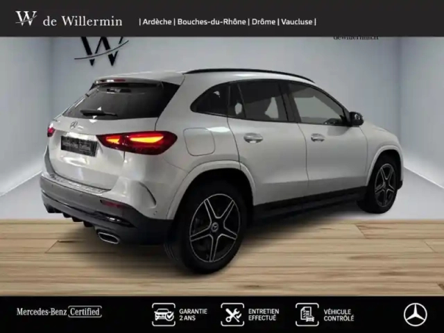 Mercedes Gla 250 e hybrid eq amg line — photo 5