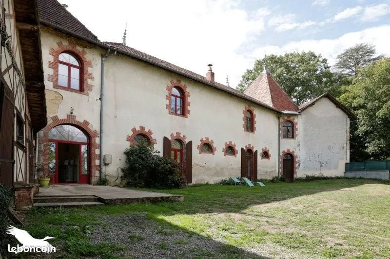 Photo 1