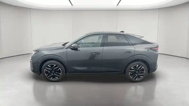 Peugeot 3008 hybrid 145 e-dcs6 — photo 29