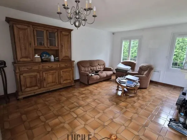 Pavillon 5 pièces 100 m²