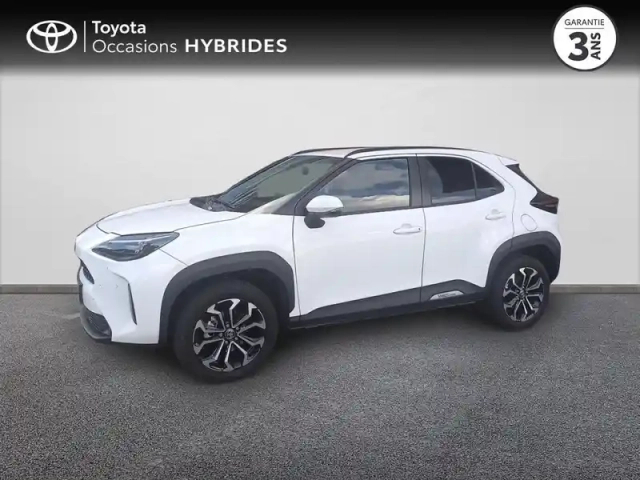Toyota Yaris cross 130h design my25