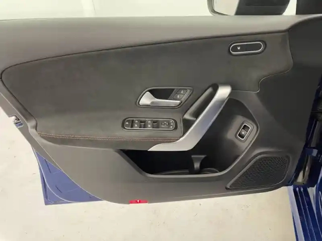 Mercedes Classe A 250 e hybrid eq 8g-dct — photo 33