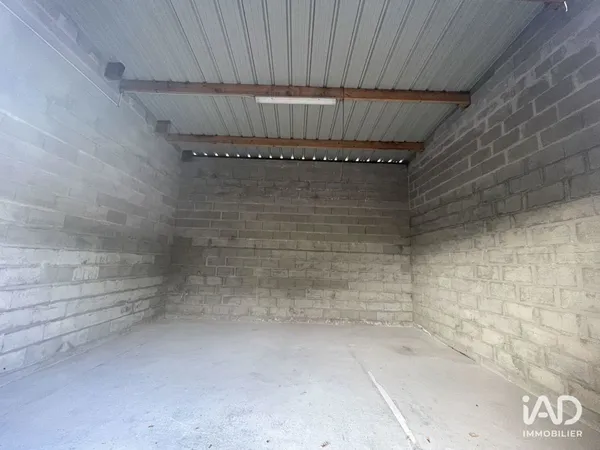 Location Hangar 40 m²