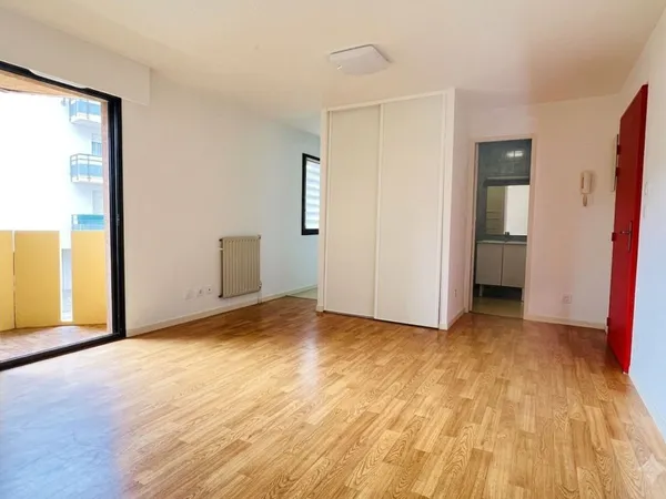 Studio 1 pièce 25 m²