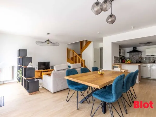 Duplex 5 pièces 110 m²
