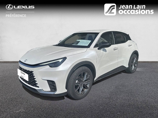 Lexus LBX 2WD Elegant