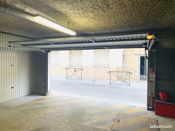 Place de Parking sécurisée Lyon 04