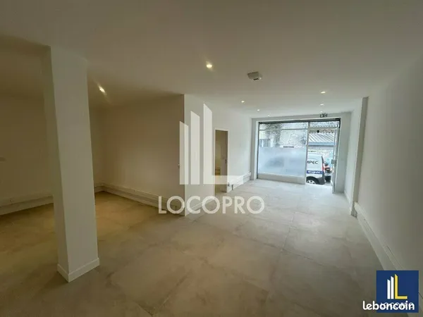 Bureaux 70 m²
