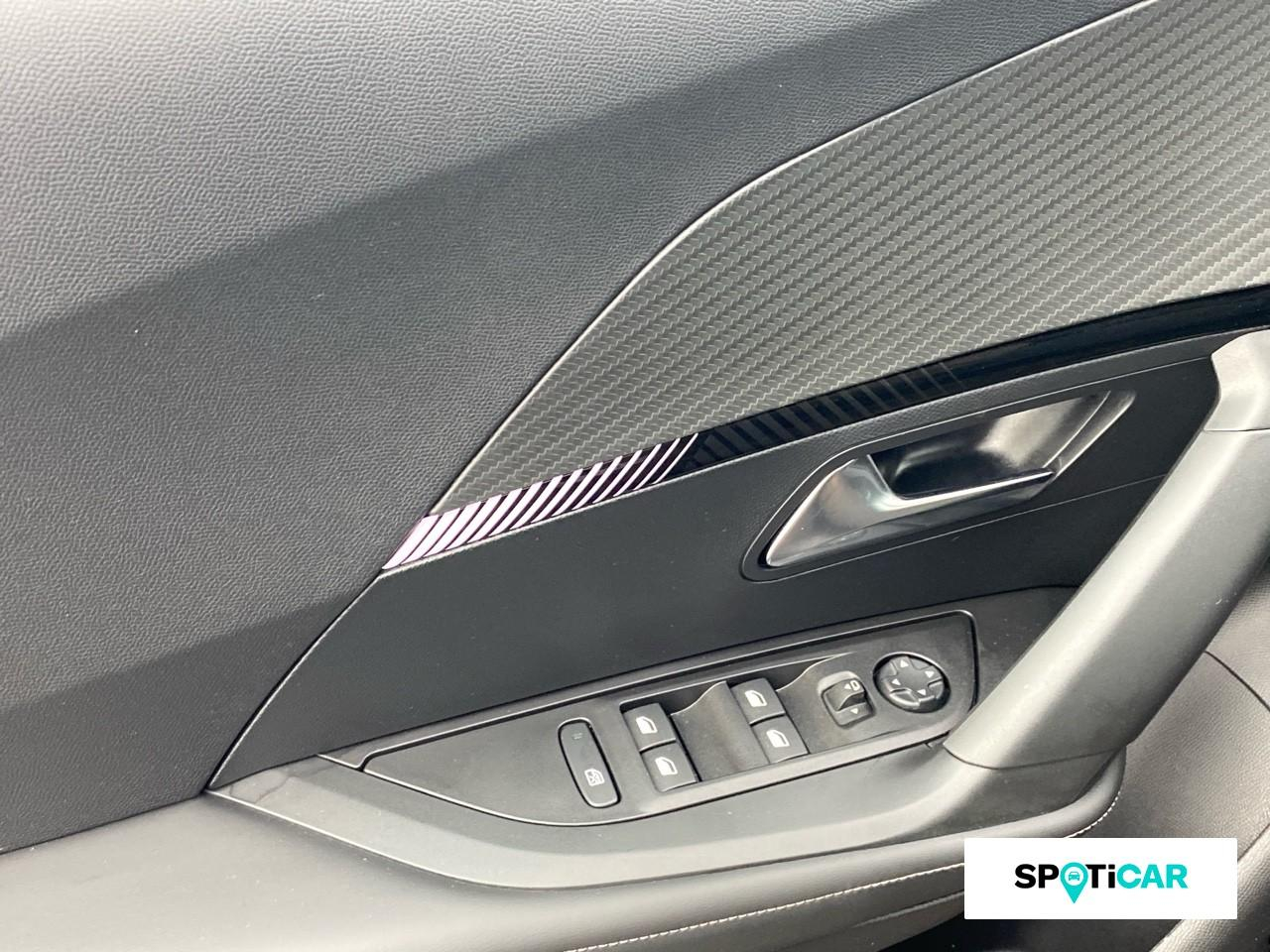 Peugeot 2008 1.2 hybrid 145ch allure e-dcs6 — photo 18