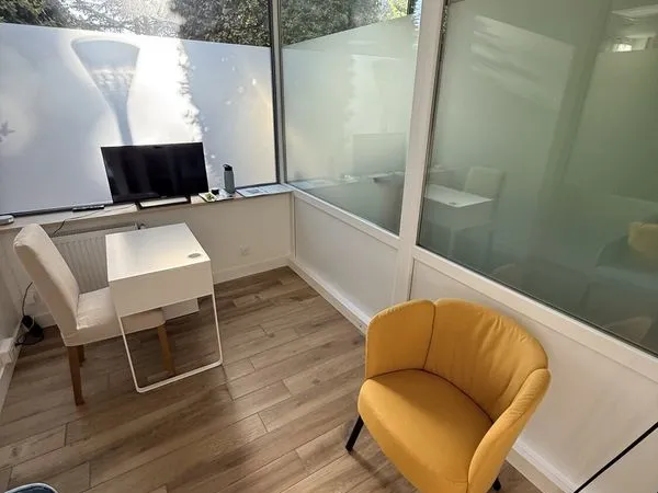 Bureau pour thérapeute à la journée, cabinet Meudon 7j/7