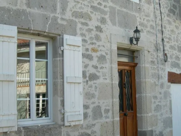 Superbe maison de pierres village
